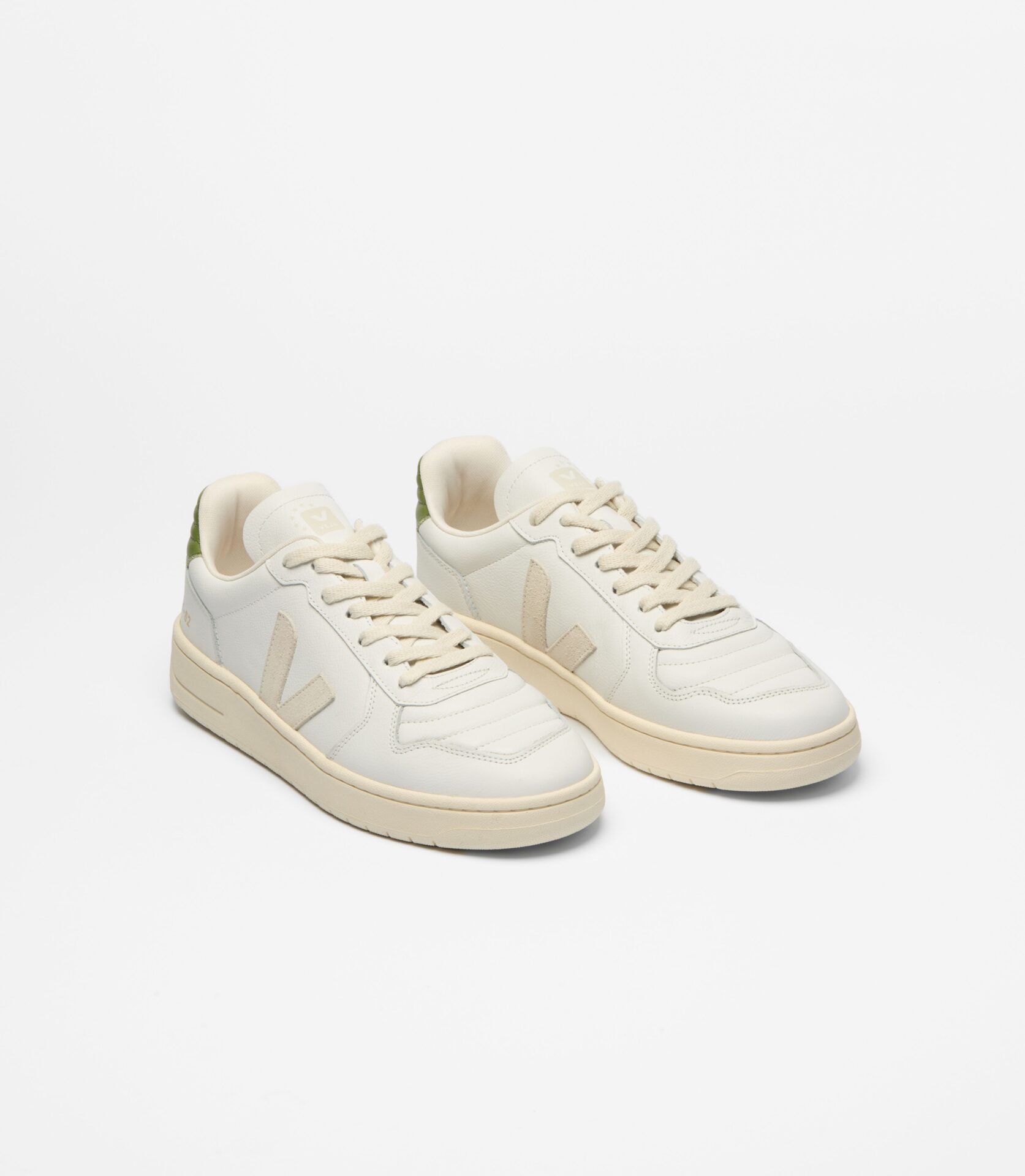 V-82 LEATHER WHITE-PIERRE