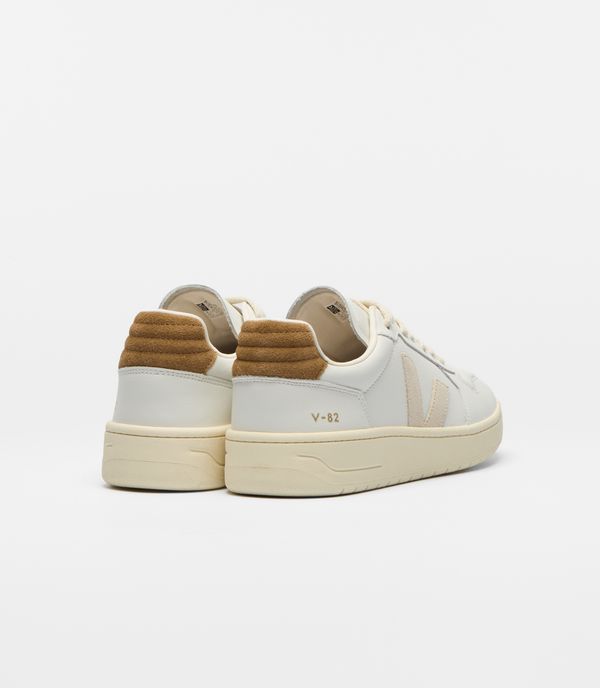 V-82 II LEATHER