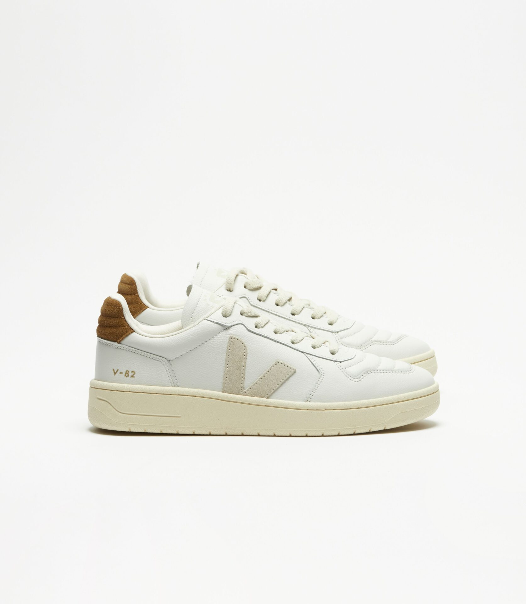 V-82 II LEATHER