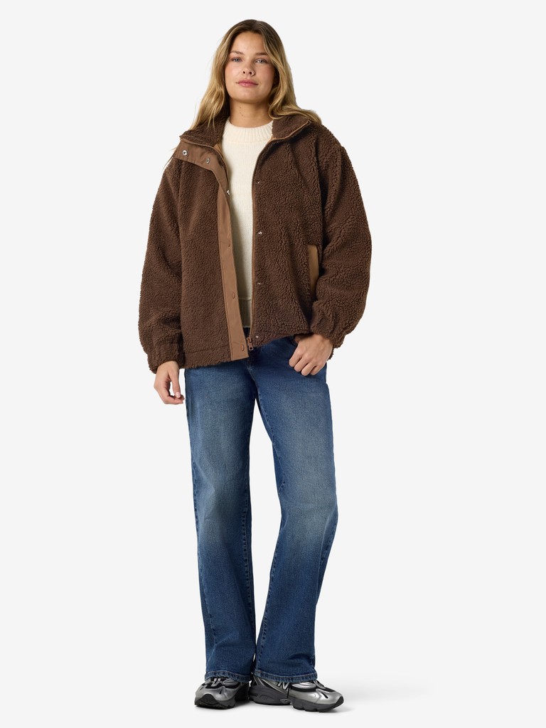27037797 Mathea Teddy Jacket
