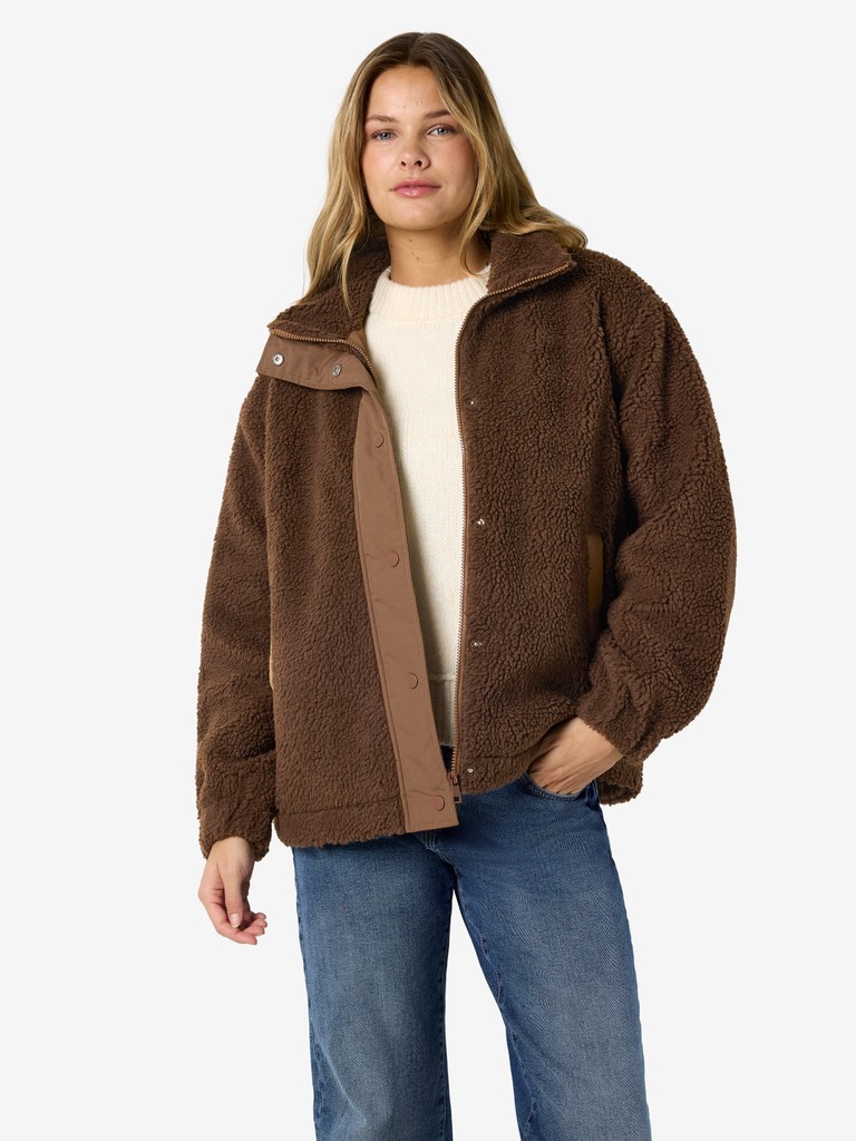 27037797 Mathea Teddy Jacket