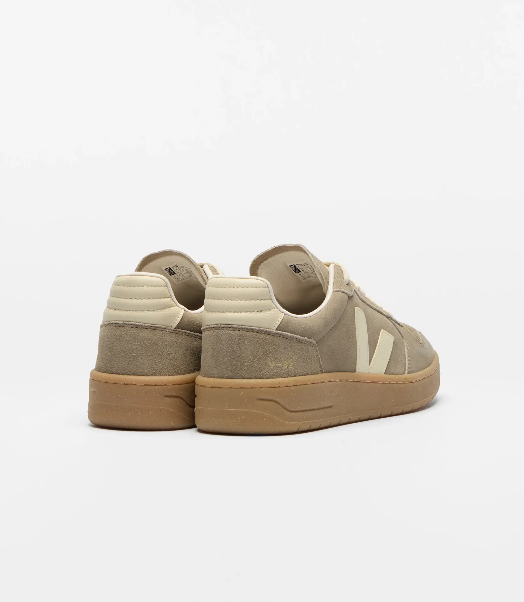 VF0321452A V-82 II Suede Taupe