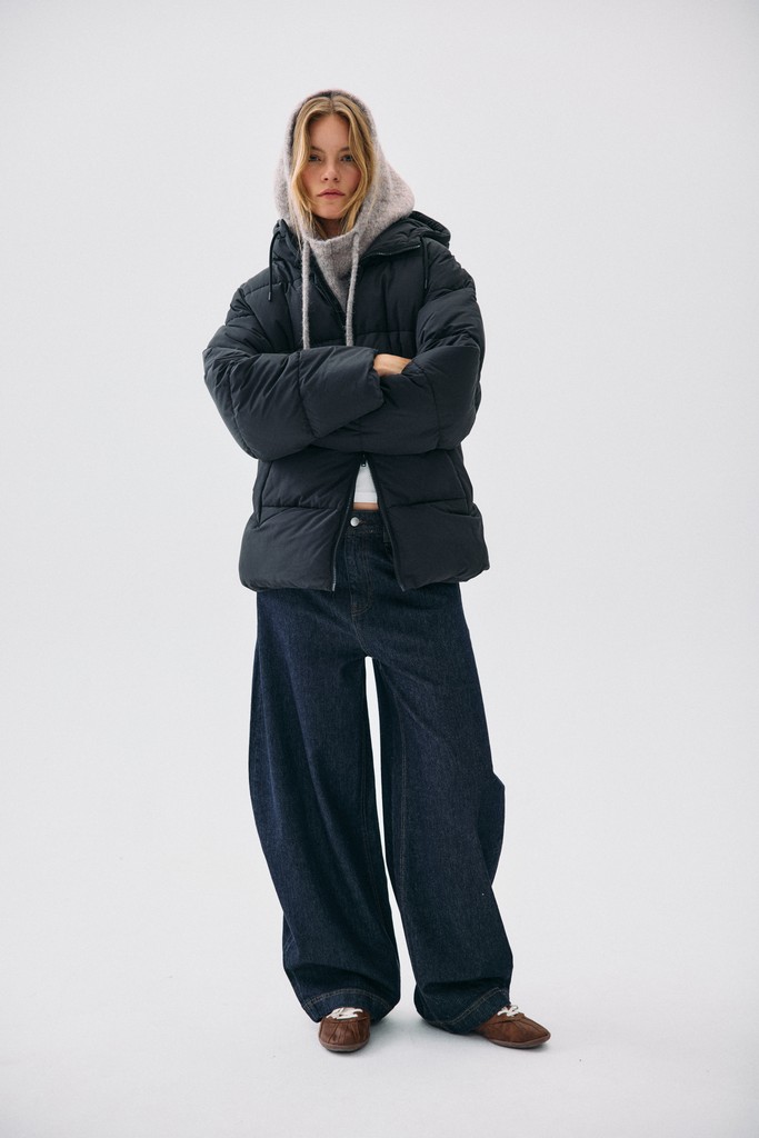 27037875 Rosy Puffer Jacket Bl