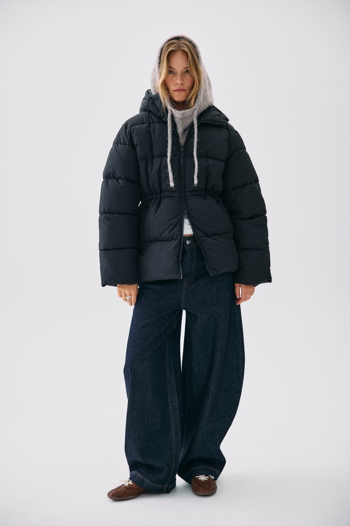 27037875 Rosy Puffer Jacket Bl